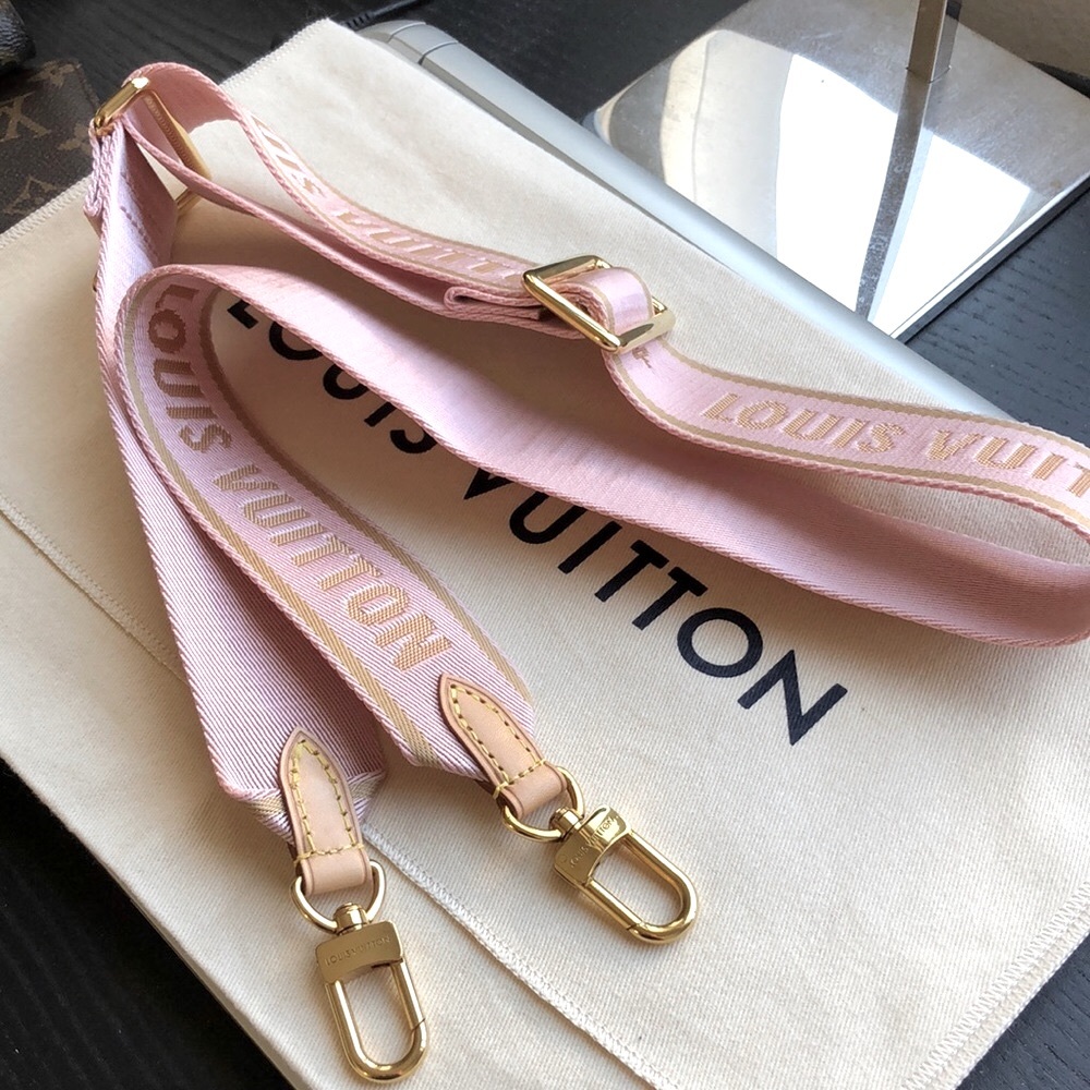 🌸🌸 AUTHENTIC 🌸🌸 Louis Vuitton Pink Adjustable Strap